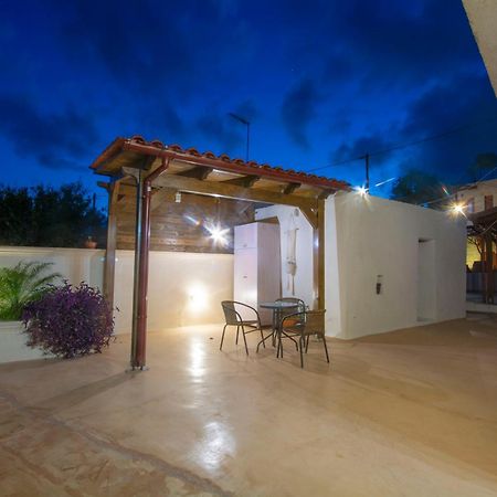 Ferienwohnung La Casa De Ioanna Kíssamos Exterior foto